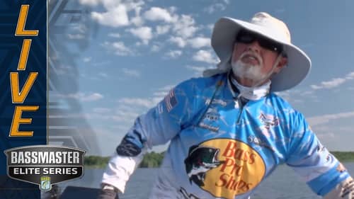 Rick Clunn lands a limit on Day 2 at St. Johns River