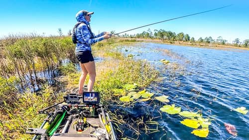 Exploring a secret FLORIDA lake (Kayak fishing)