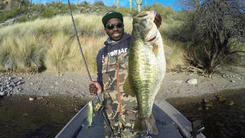 How I Caught The Biggest Bass Of My Life. (First Double Digit)