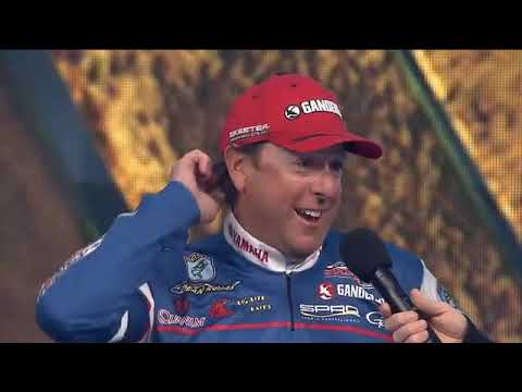 2013 Bassmaster Classic Day 1 weigh-in