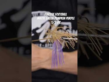 Tying Football Jigs 🧵 #bassunion #bassunionjigs #bassunionguideservice
