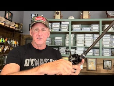 Stop Holding Your Baitcasting Reel Like THIS…