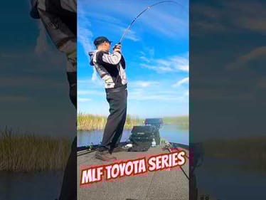 BOAT FLIP ONLY‼️ MLF Toyota Series Lake Okeechobee #shorts #bassfishing #okeechobee