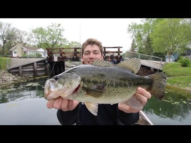Spring Topwater Frog Fishing  -- Ft. Apbassin (...again)