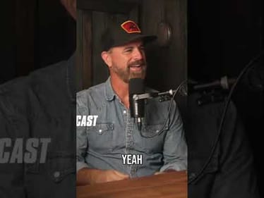 Chris Hennessee and I made fast friends while (pod) and casting not long ago! @fullyarmedpodcast