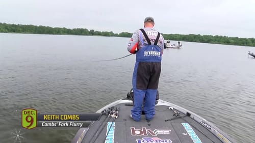 Keith Combs gets right in a hurry at Lake Fork