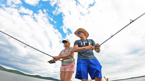 Ledge Fishing LAKE GUNTERSVILLE with MOM! (Teaching Her to Drop Shot)
