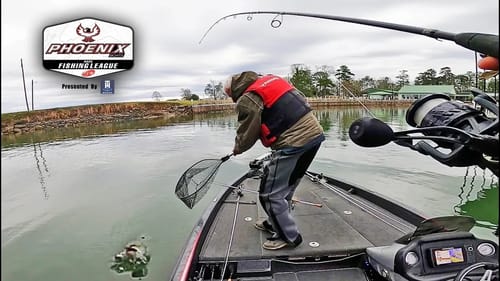 LAKE MARTIN FLW BFL Bass Tournament! Early Spring Fishing!