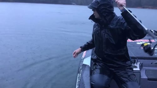 Hartwell: Early action on Day 2 of Bassmaster Elite