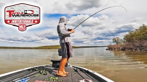 Bass Fishing Lake Eufaula for MLF Tackle Warehouse Tournament! (Travel VLOG & Practice Day 1)