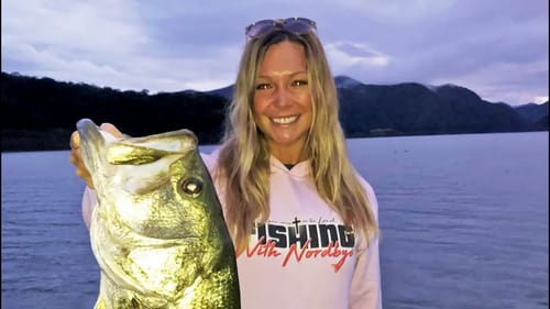 Mexico Bass Fishing Lake Comedero! (HUGE BASS)
