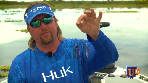 Ol' Jimmy Houston is STILL Catching Bass on Spinnerbaits