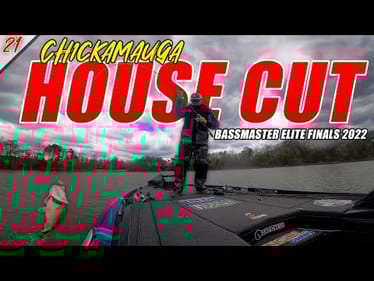 Trying to COMPLETE the COMEBACK at Chick - Bassmaster Elite Chickamauga 2022 FINALS - UFB S2 E21