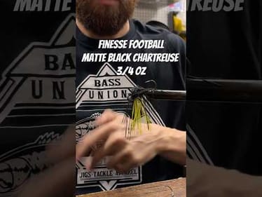 Tying Finesse Football Jigs 🧵 #bassunion #bassunionjigs #bassunionguideservice