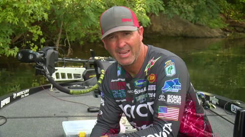 Guntersville Flipping for Giant Bass - Gerald Swindle