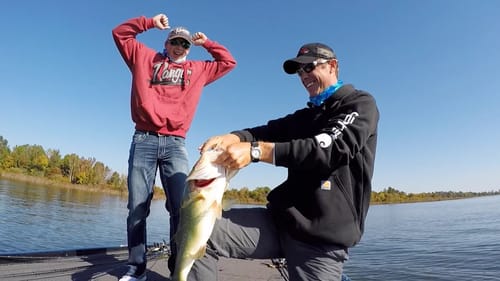 Subscriber Catches His PB Bass! - Big Bass Splash Vlog