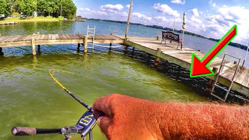THAT AIN'T NO CRAPPIE UNDER THERE!!!