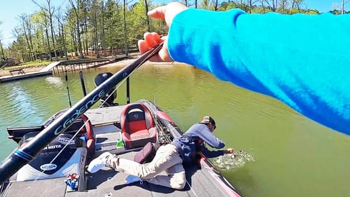 Fishing Lake Chickamauga for BASS! (Spring to Summer Transition)