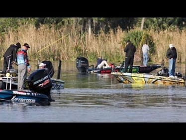 Dardanelle Lessons...How To Excel Fishing Community Holes