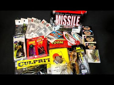 NEW Summer Lures Tackle Warehouse Unboxing | Jigs, Frogs, and Soft Plastics!