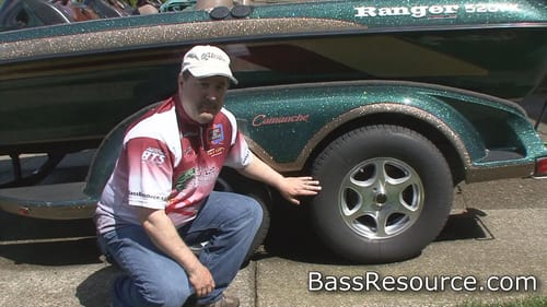 How To Prevent Trailer Tire Blowouts
