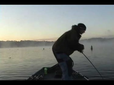 fish, 2-21 10 pound bass .75 red eye shad.wmv