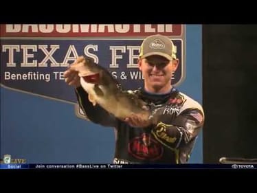 2017 Bassmaster LIVE at Texas Fest (Sam Rayburn) Friday Part 1