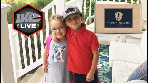Vegas & Stelly's MTB Unboxing in the Ike Live Studio