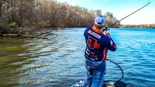 THROW DOWN on BIG BASS with Spinnerbait Fishing Pro Secrets