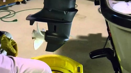 How to Change Outboard Lower Unit Oil.