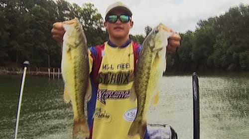 Bass Fishing Lake Lanier "The Lanier Project 2" ( Jerkbait, Jigs, and Fish Head Spin )