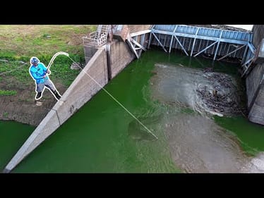 I Hooked Into The MONSTER of The SPILLWAY!!! (EPIC Battle + SURPRISE Catch!)