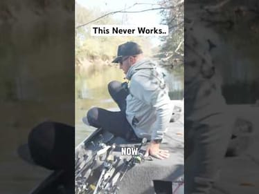 All Bass Fisherman Do This.. 😂