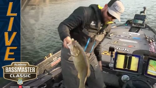 CLASSIC: Drew Benton starts with a good smallmouth on Championship Sunday