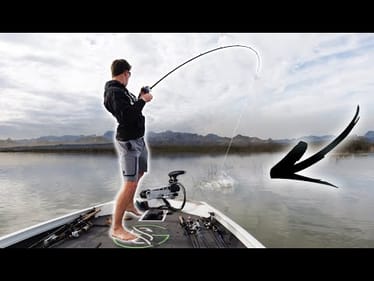 Fishing a HIDDEN Micro Lake In The DESERT -- (Big Send Part 1)