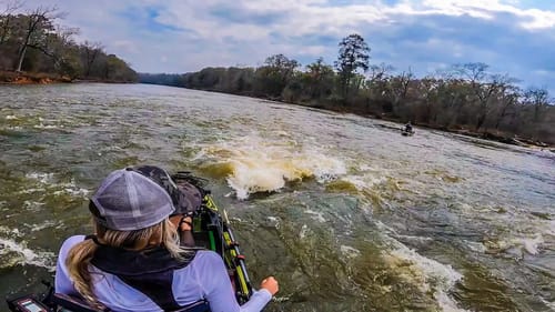 FIRST river trip in NEW kayak! Chasing PB SHOAL bass