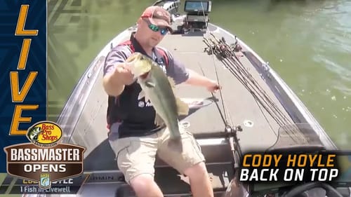 Cody Hoyle breaks the drought, back in the lead