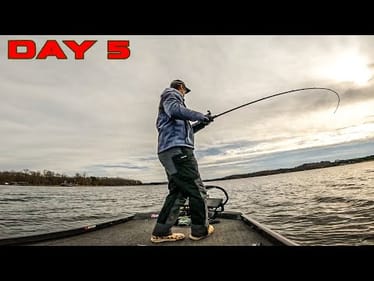 IS THIS THE BEST LURE SO FAR?? Day 5 || 12 Days of Fishmas