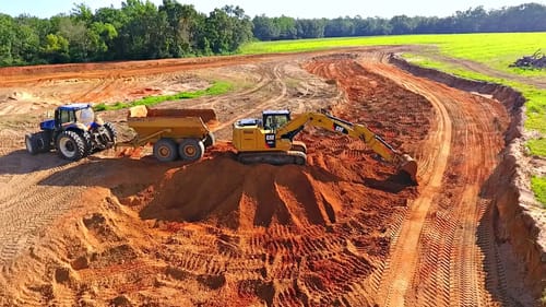 Building a 5 Acre Bass Pond!! (Day 4)