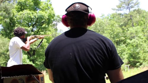SHOOTING CLAYS