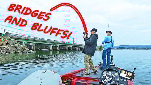 How To Fish BRIDGES AND BLUFFS - Current Positions The Bass!!