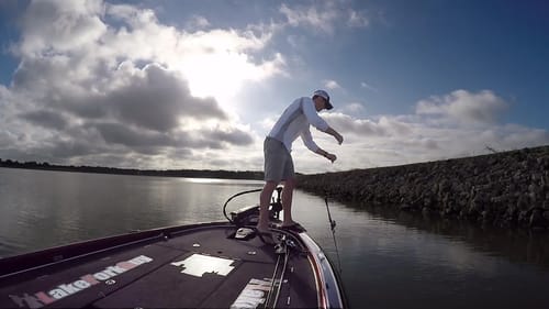 How to Unsnag Fishing Lures Trick
