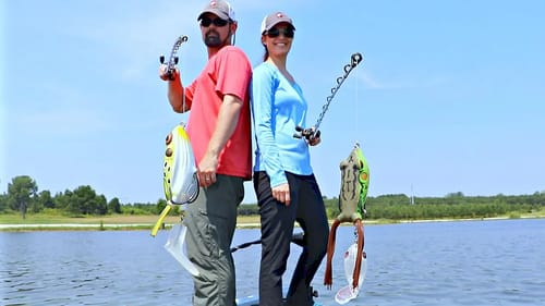 Husband Vs Wife Topwater Fishing Challenge!!