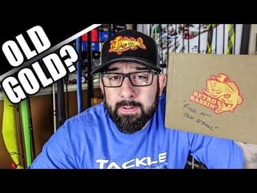 Ancient JUNK or Old GOLD? (Retro Bassin' Unboxing)