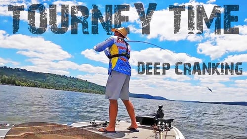 SUMMER BASS FISHING TOURNAMENT! The Fish Go DEEP!! (DEEP CRANKING)