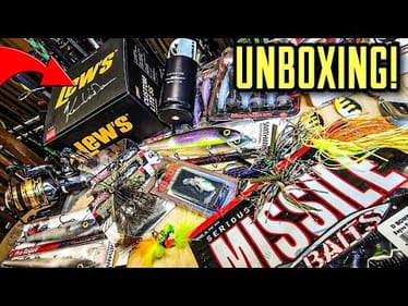 NEW Reel, Lures, Plastics and MORE (CRAZY UNBOXING!)