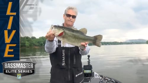 LAY LAKE: Big one on a buzzbait for Bernie Schultz