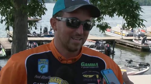 Paul Mueller takes Day 1 lead at Lake Guntersville