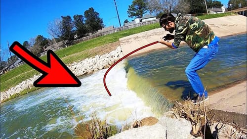 MONSTER FISH caught in EXTREME URBAN FLOODING!!!