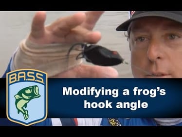 Modifying a frog's hook angle with Dean Rojas